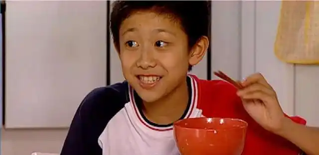 张一山靠童星而火?上学那几年,他的努力和能力不容小觑!