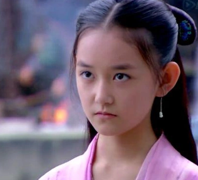 郭麒麟恋情实锤?女方童星出身,《美人心计》中饰演童年聂慎儿