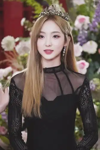 硬糖少女出道第一天就出事成员不配合还惹怒迪丽热巴杨幂粉丝