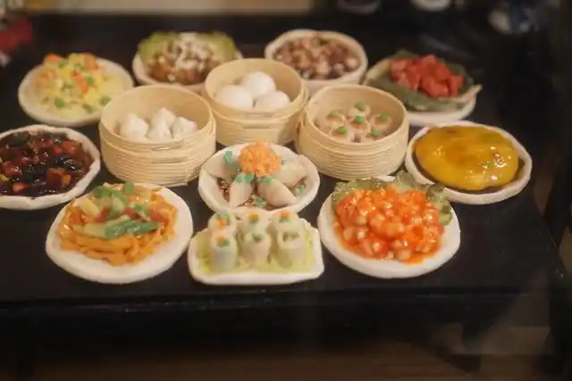 中华食房 チャングイ - 奥様手作りのミニチュア中华 お粘土さんです