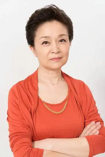 头条问答 - 堪称妈妈专业户的演员中,你最喜欢谁演绎的妈妈?(9个回答)