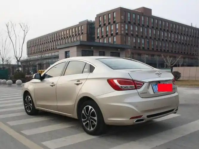 海马 福美来  2015款 m5 1.6l 手动挚爱版图片