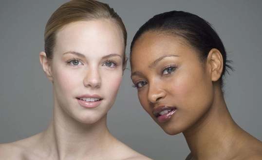 为什么有些黄种人和白种人的肤色一样白?