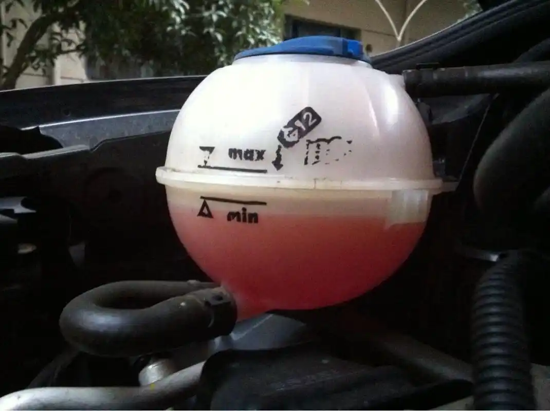 有图,汽车冷却液是不是一定要加了