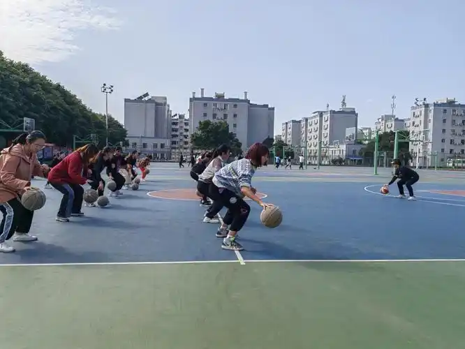 体育学院成功举办示范课/公开课教学研讨活动-四川大学体育学院
