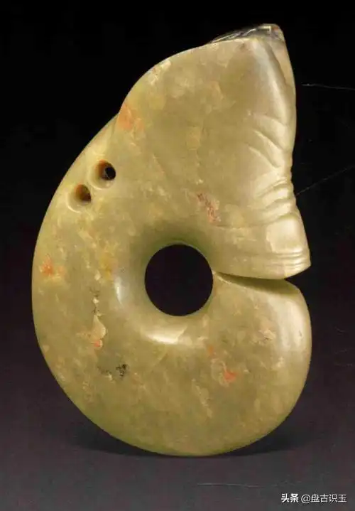 以上图片选自郭大顺《红山文化玉器鉴赏》藏友藏品与藏友交流:主要