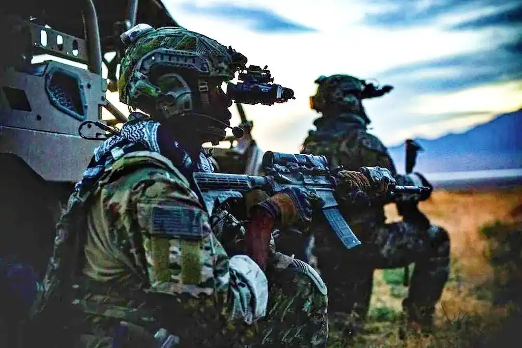 壁纸 抖音搜索 玲珑壁纸  019 即可下载无水印壁纸 - 抖音