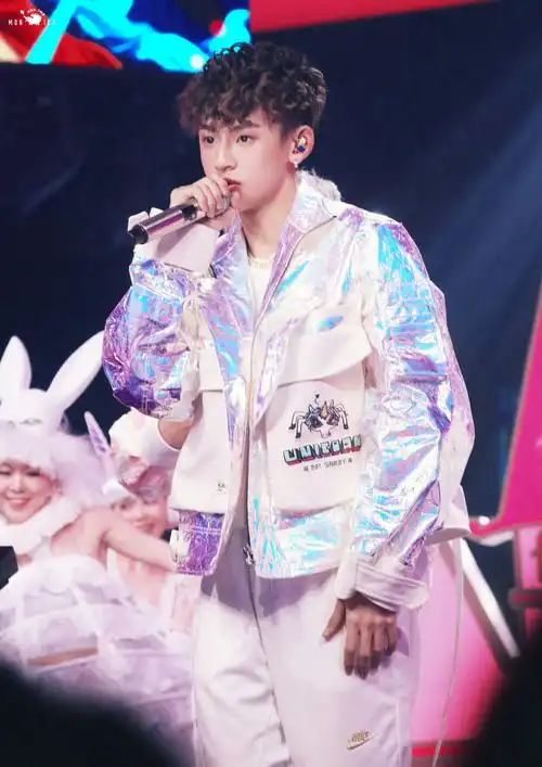 小鬼王琳凯《中国音乐公告牌》