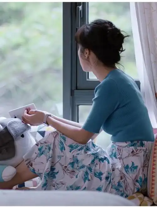 都挺好朱丽李念同款衣服女蓝色短袖针织衫印花半身裙显廋两件套夏