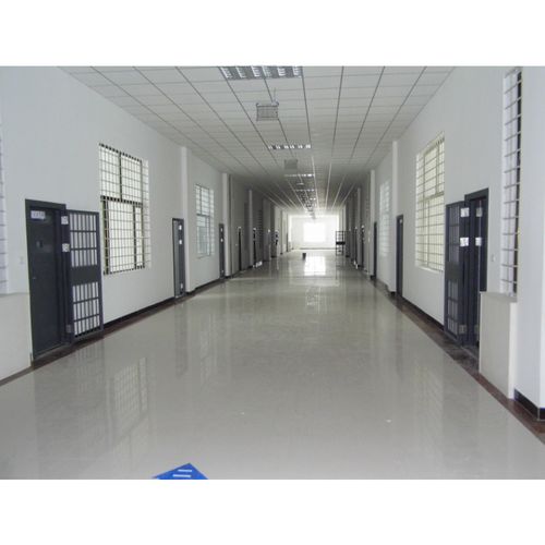 德骊嘉看守所拘留所监狱监室门贴合强密闭强看守所门监舍手动平开钢制