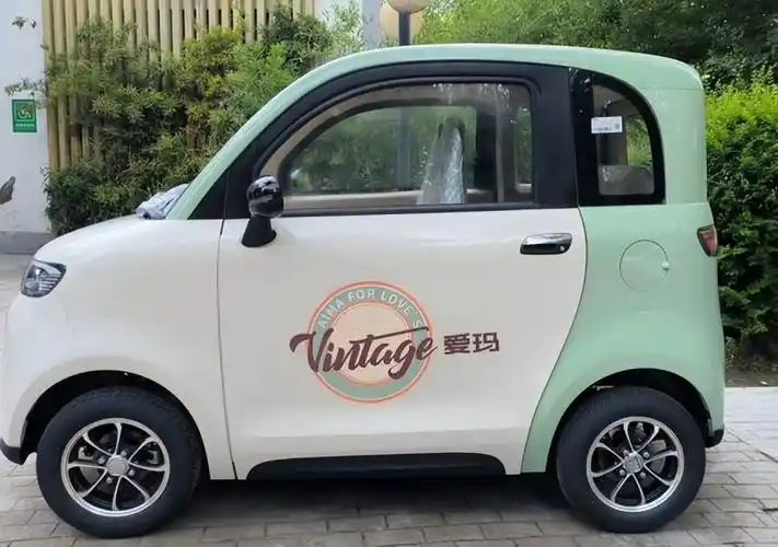 爱玛电动车推出首款四轮车型!外观呆萌售价有惊喜,续航达190km
