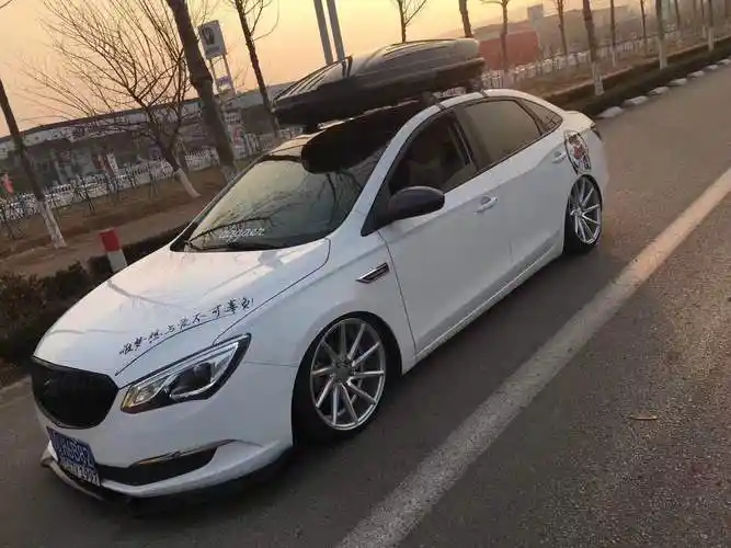 别克英朗改装气动避震低姿态贴地飞行