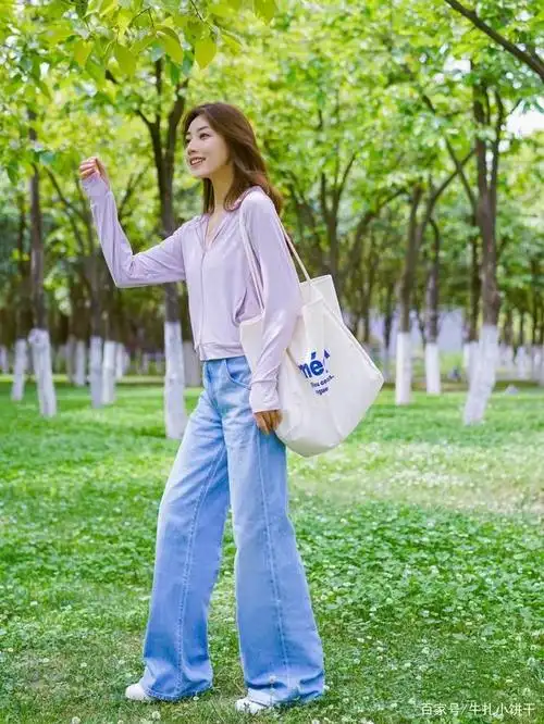 穿鞋见人品,真正高级的女人,格外注意鞋子搭配,力求与全身搭配契合.