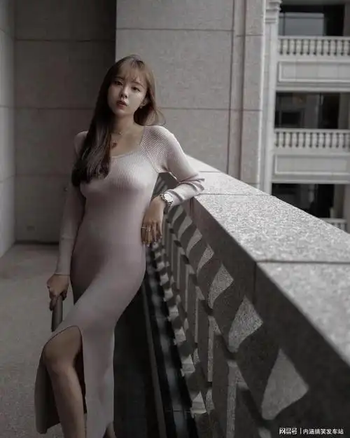 台湾网红doris,傲人身材,风格大胆性感|妆容|脸蛋|好身材|doris_网易