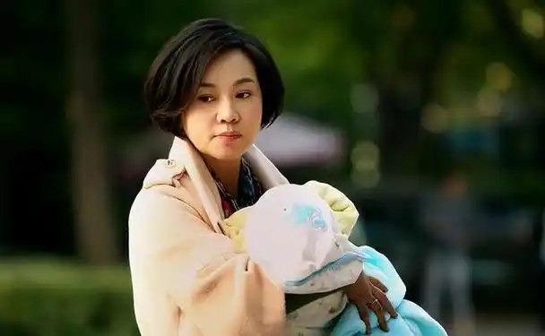 闫妮:离婚那天挥泪和公婆告别,18年后对待前公婆如同亲生父母