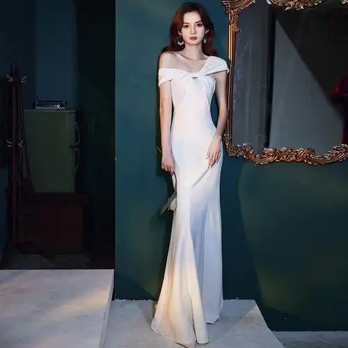 白色晚礼服裙女2021新款宴会气质平时可穿主持人礼服