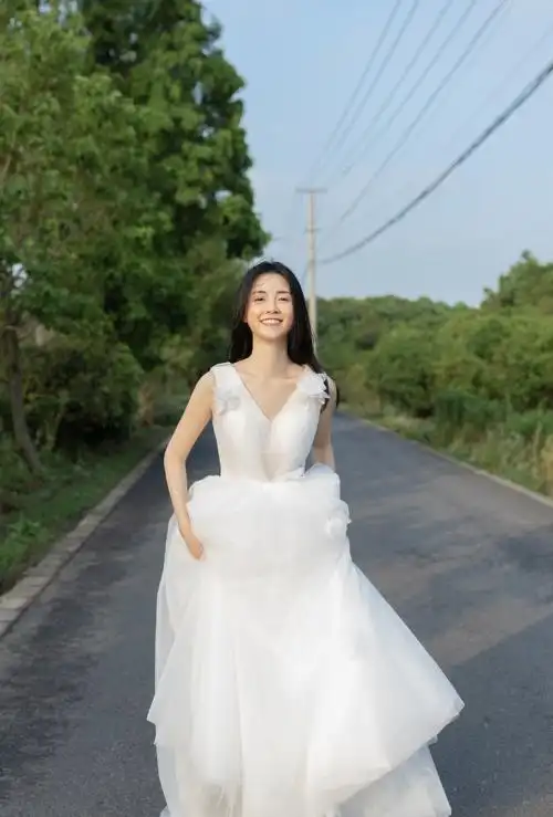 章乐韵白色婚纱唯美写真图片613