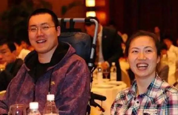 瘫痪15年汤淼近况:母亲妻子早已改嫁,女儿已五岁,生活已有保障