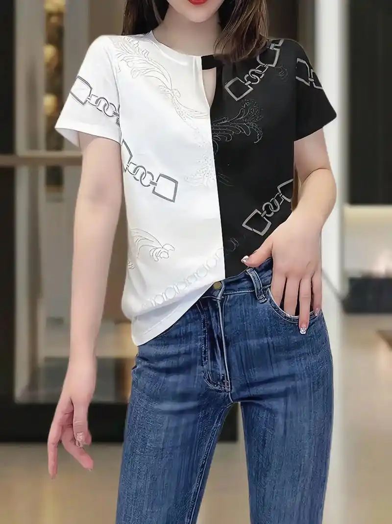 显瘦拼接撞色短袖.纯棉欧货拼接撞色短袖t恤～洋气宽松设计,显 - 抖音