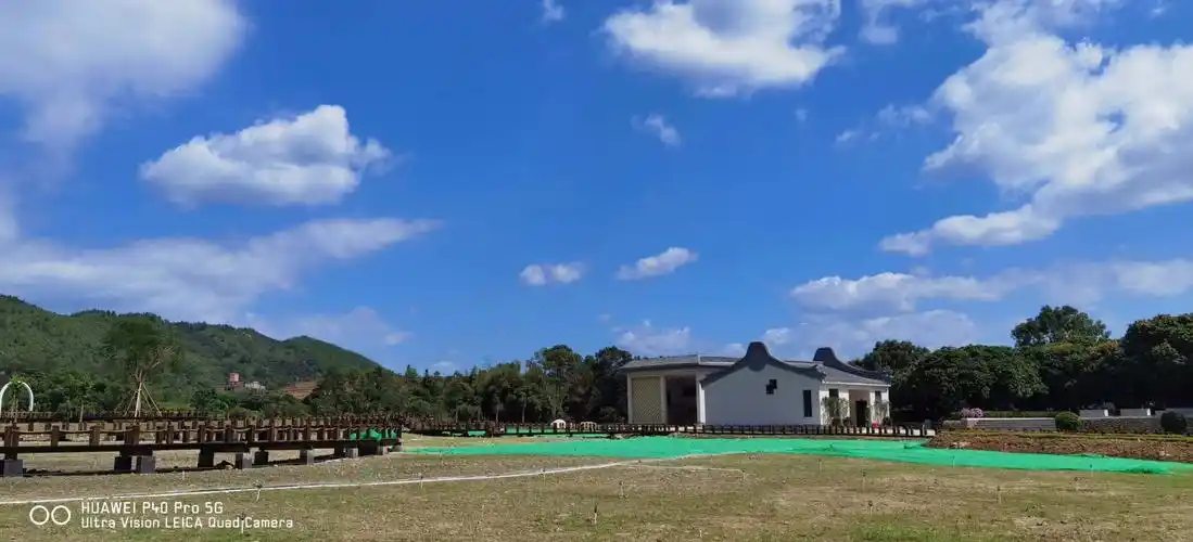 游莲花山温厝村