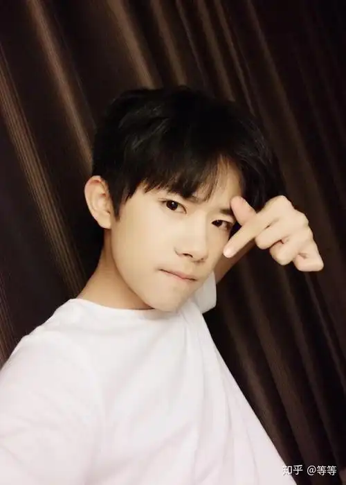 你有没有见过好看的男生空气刘海求推荐或教学