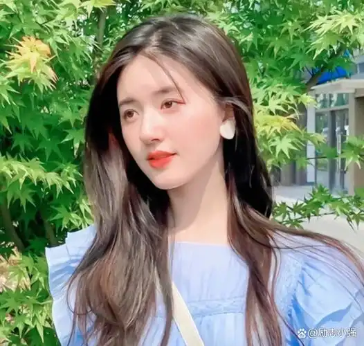 赵露思侧颜动图,粉丝惊叹绝美!