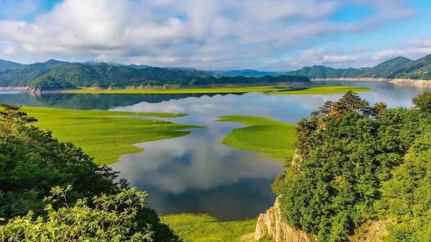 辽宁绿江村山水风景壁纸高清大图