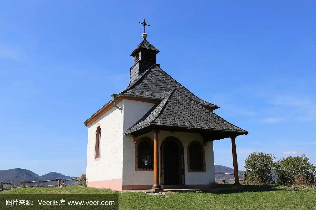 克莱恩·卡尔米特山顶的小教堂