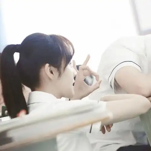 张万森x林北星 ◎屈楚萧x张佳宁 《一闪一闪亮星