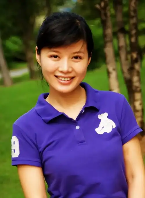 回顾程愫花21年捧红丈夫被抛弃她的报复成傅程鹏迈不出的坎