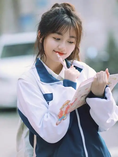 青春气息非常浓厚的头像子持续更新个人喜欢的此类头像