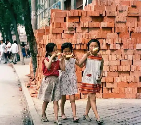 走进70,80后的童年岁月(致敬70后80后的童年)