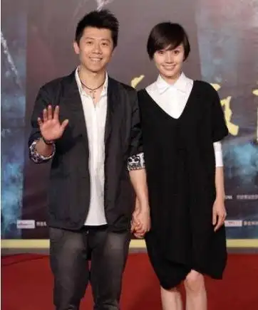 " 夏雨的请求让在场的人感到惊讶,连新娘袁泉也十分震惊.