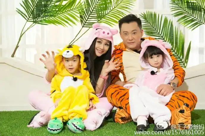 曹颖家的"小女儿"亲睐toyama钢琴,你还在犹豫什么?