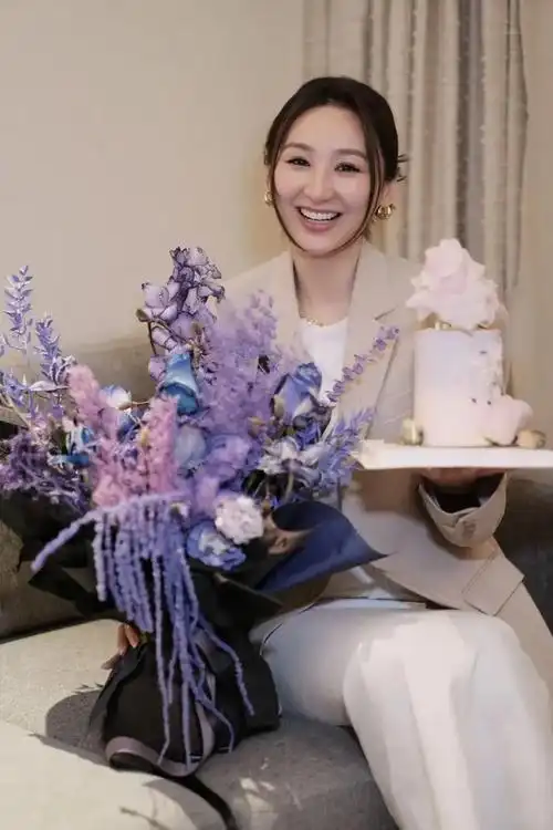 辛芷蕾倪妮钟楚曦美得各有风格姐系时髦太高级了