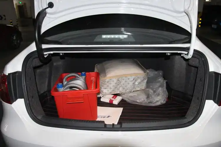 大众-速腾2014款 1.6l 手动舒适型