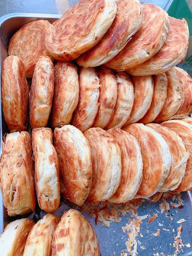 新货特产山西运城稷山翟店饼子芝麻半圆饼子油酥饼子稷山火烧饼