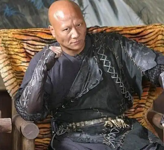 李国麟这个演员都是大家不熟知名字的演员,个个都是老戏骨演反派都演