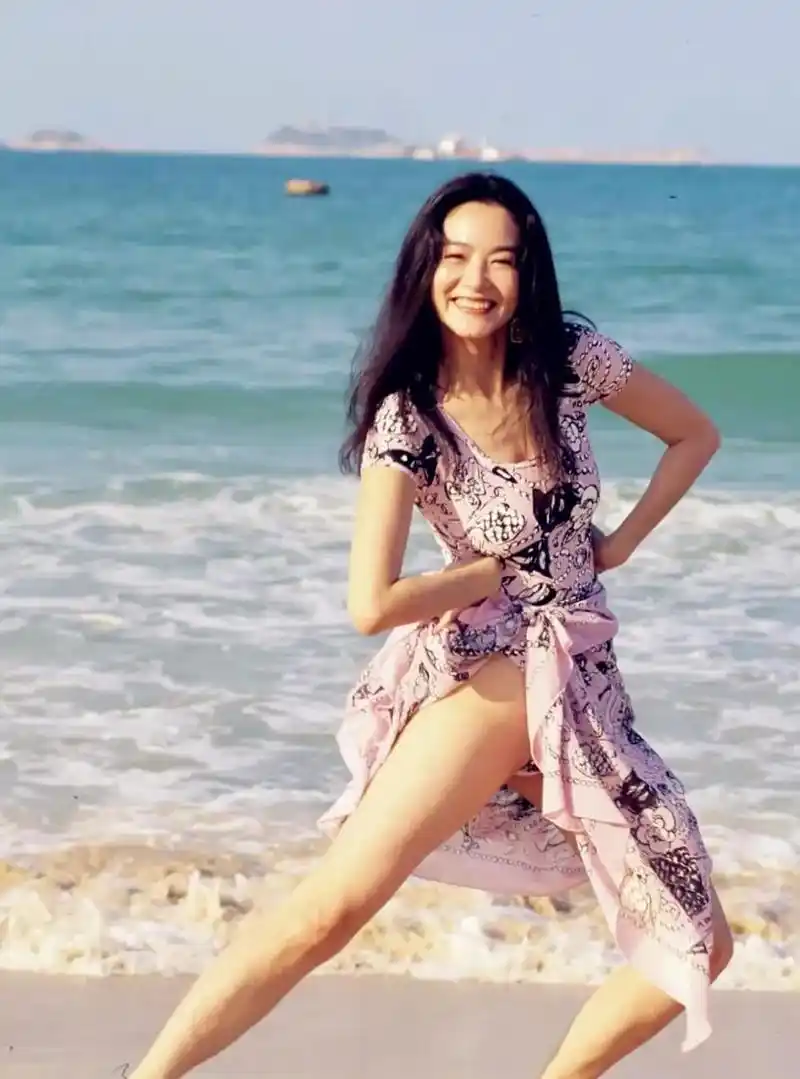 这应该是林青霞的颜值巅峰吧!真的太美了