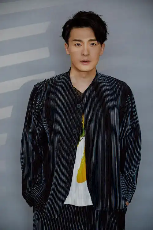 ⭕你被世界虫哈哈哈哈哈哈哈哈谢谢孙艺洲让我梦回非主流火星文时…