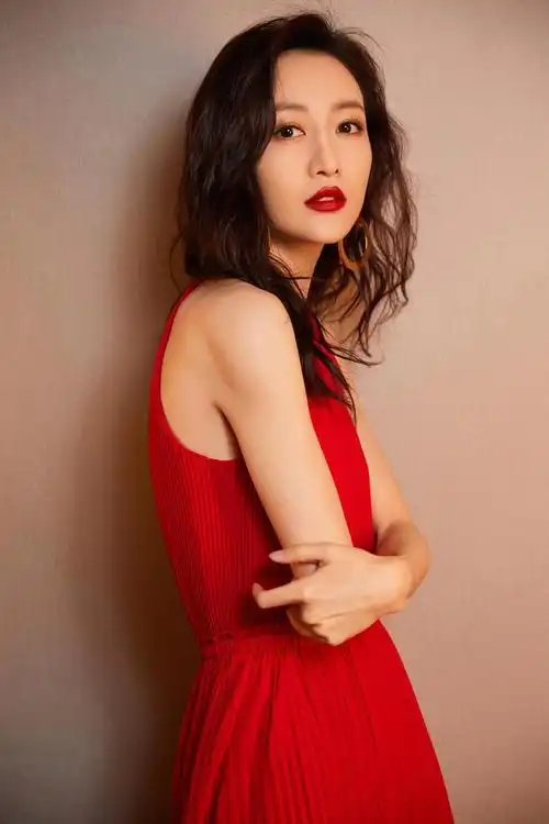 美女壁纸第2018期王鸥