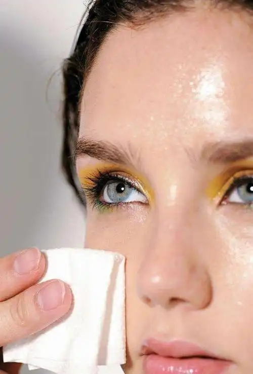 想改善油性皮肤,注意这4个要点,再也不怕"大油皮"频繁出油了