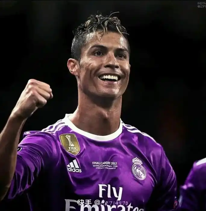 哪个球星最帅?#足球 #c罗 #梅西 #内马尔 @dou 小 - 抖音