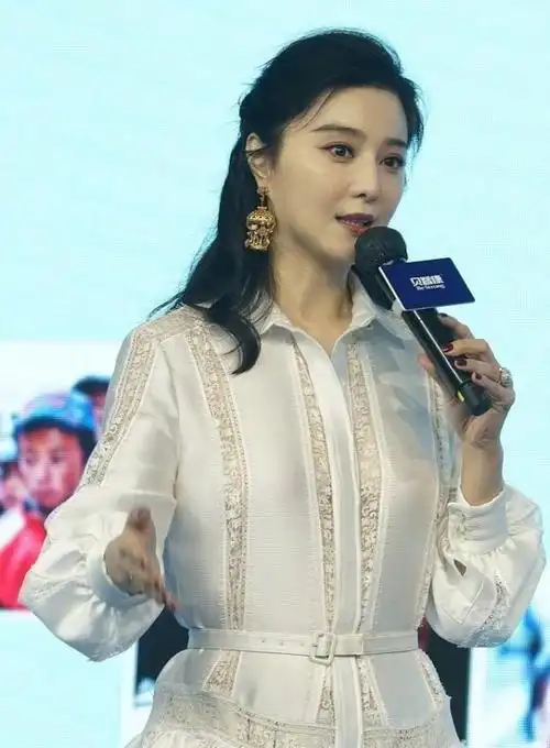 范冰冰最新近照,胖到粉丝不敢认,网友直呼:像老了10岁