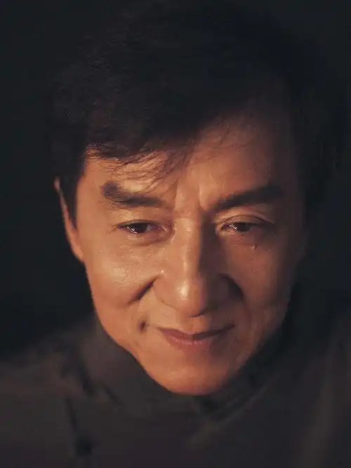 断崖式老去成龙近照曝光网友震惊莫名的难过