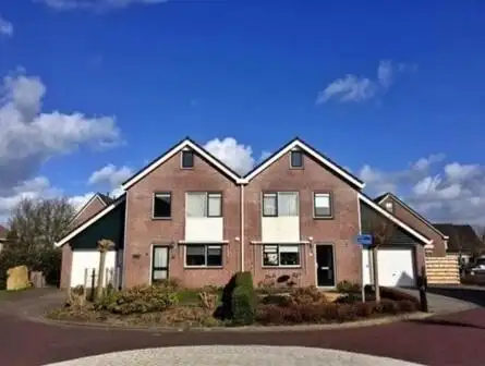 图拍荷兰最真实农村房 茅草屋顶是砖瓦造价的几十倍