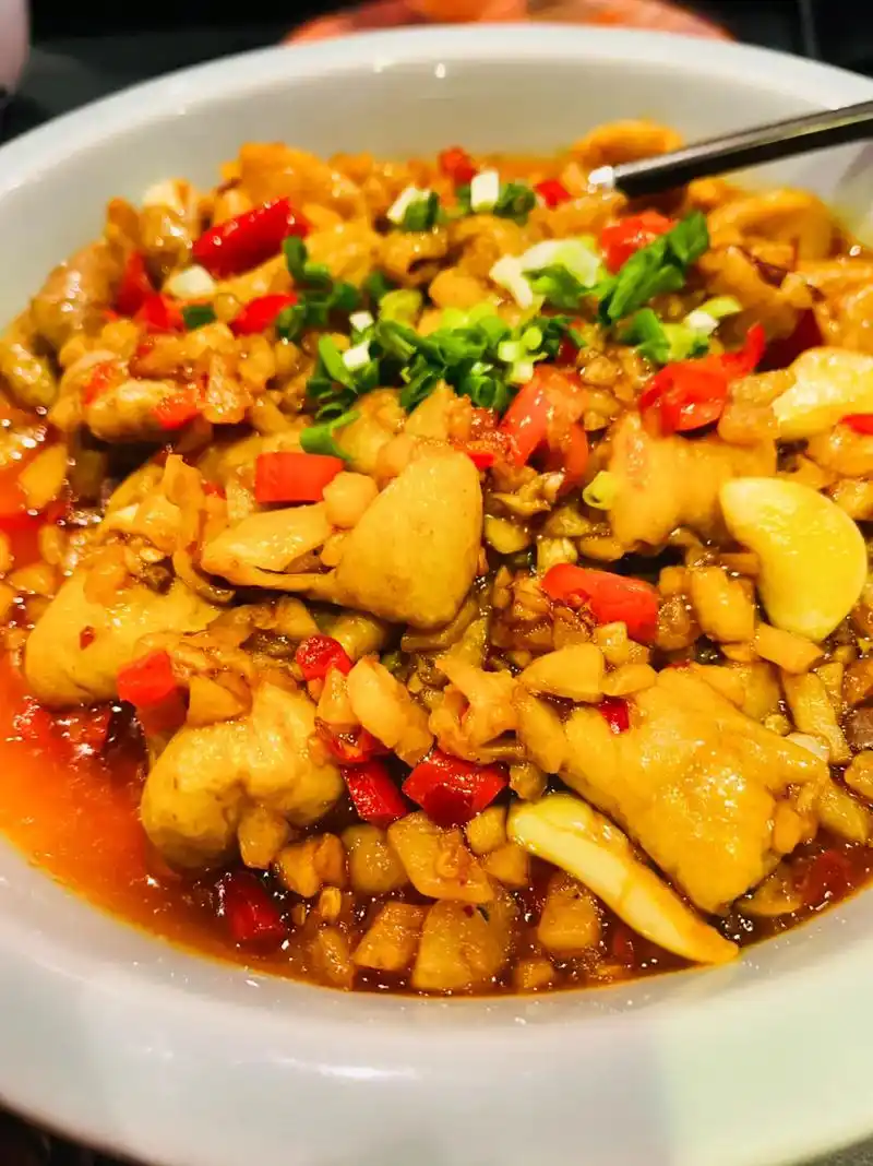 在长沙终于吃到饭了!#长沙美食 #湘菜 走了很多地方 - 抖音