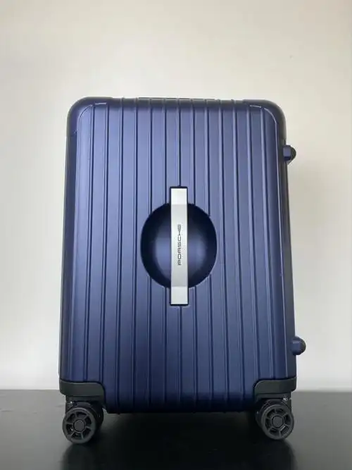 rimowa日默瓦保时捷合作款登机箱磨砂蓝色