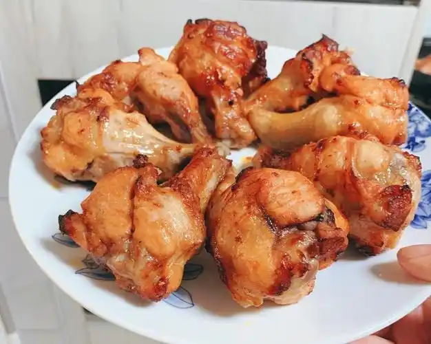 无油空气炸锅炸鸡翅根韩式辣椒酱版本的做法