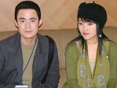 原创50岁的杨钰莹为何至今未嫁看完她的经历后一般人还真不敢娶